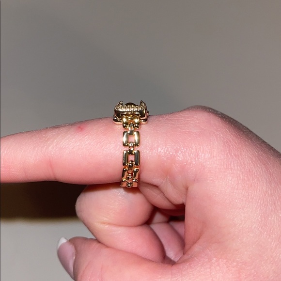 Unique ring - Picture 11 of 12